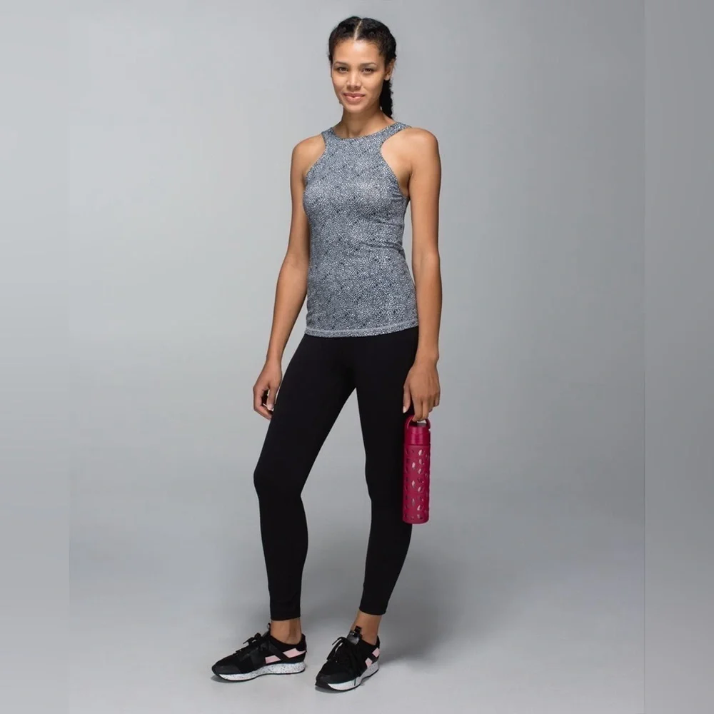 Lululemon Front Racer II in Plush Petal Black Ghost Size 8